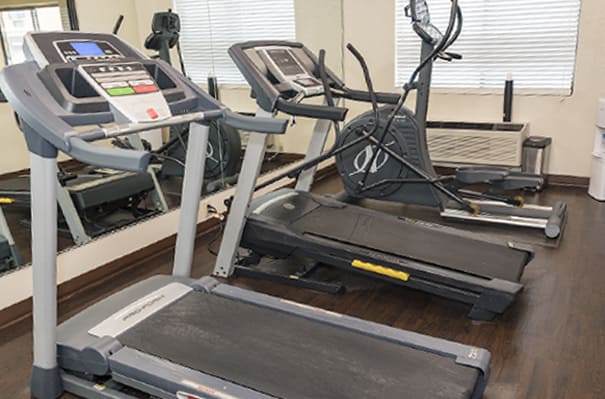 Treadmills and elliptical machine in Byron Georgia national brand hotel gym